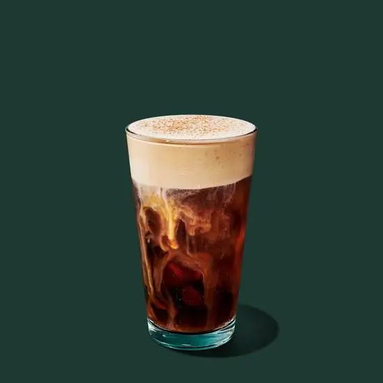 Starbucks_cold_coffees_pumpkin_cold_brew